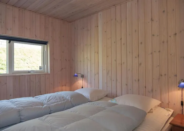 Awesome In With 3 Bedrooms And Internet Feriehus